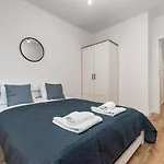 Nowy Sluzewiec 21 By Homeprime Apartamento Varsovia